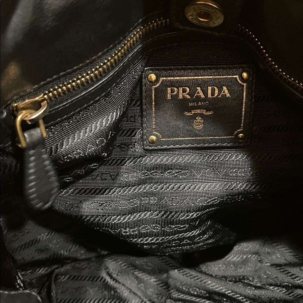 Prada EUC Vitello Daino Shoulder Bag With COA - Picture 10 of 13